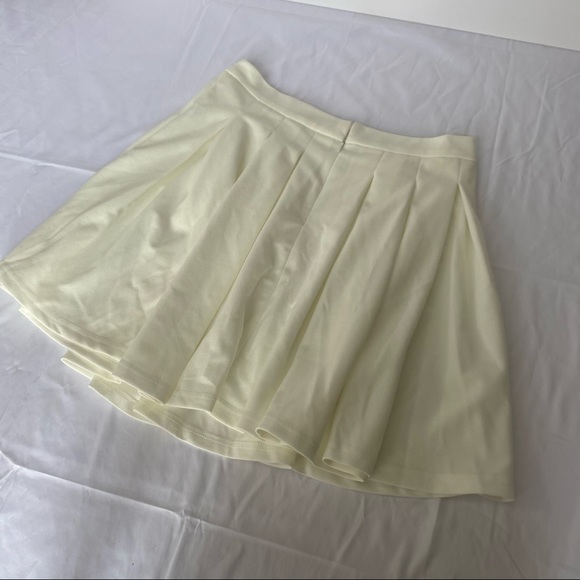 Skirt - Picture 5 of 6